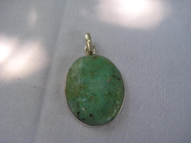 Chrysoprase Pendant opens and activates the Heart Chakra 3833